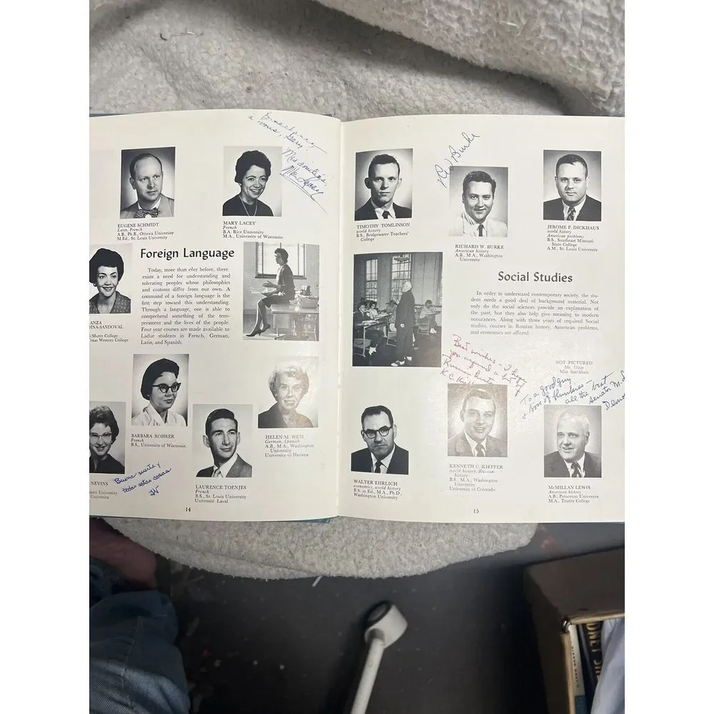 1963 HORTON WATKINS HIGH‎ SCHOOL YEARBOOK SAINT LOUIS, MISSOURI - Personalized